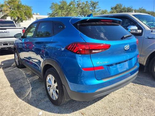 2021 Hyundai TUCSON SE