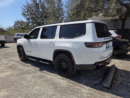 2023 Jeep Wagoneer Series II Carbide 4x4