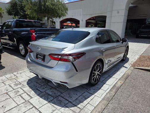 Celestial Silver Metallic 2021 Toyota Camry SE
