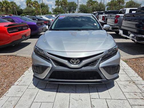Celestial Silver Metallic 2021 Toyota Camry SE