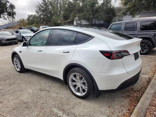 2023 Tesla Model Y Long Range Dual Motor All-Wheel Drive
