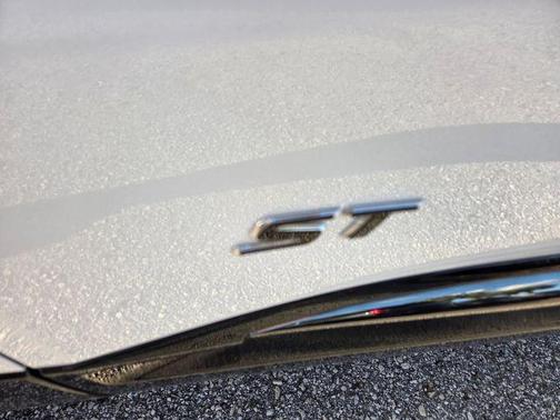 Iridescent White Tricoat 2026 Buick Envision Sport Touring AWD