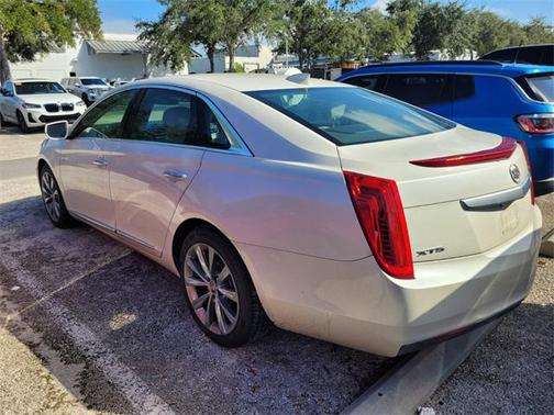2015 Cadillac XTS Standard