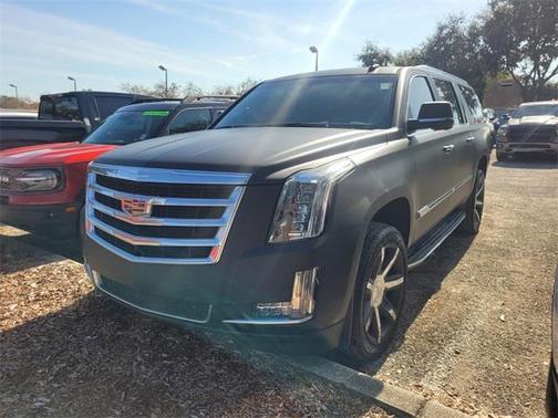 2016 Cadillac Escalade ESV Luxury