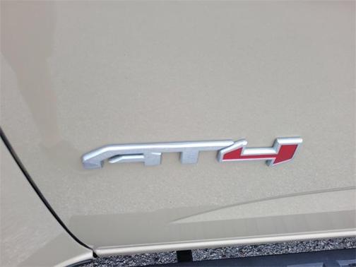 2022 GMC Canyon AT4