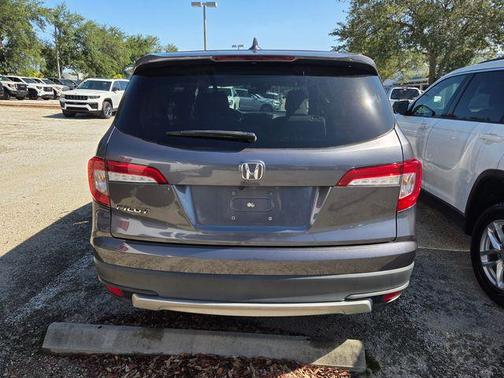 Modern Steel Metallic 2022 Honda Pilot 2WD EX-L