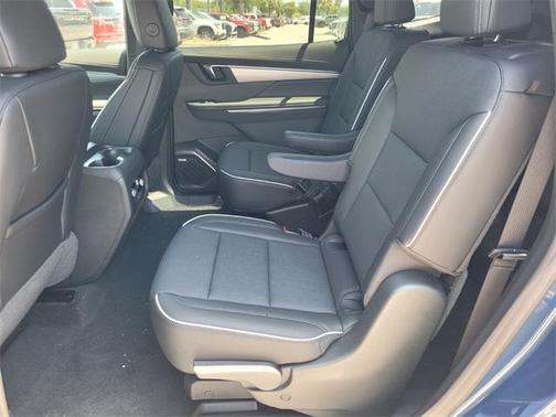 2025 Buick Enclave Preferred FWD