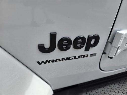2024 Jeep Wrangler 