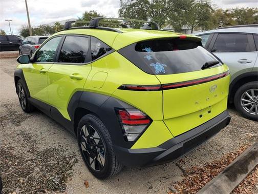 2025 Hyundai KONA SEL