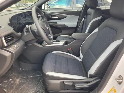 2025 Buick Envista Preferred FWD