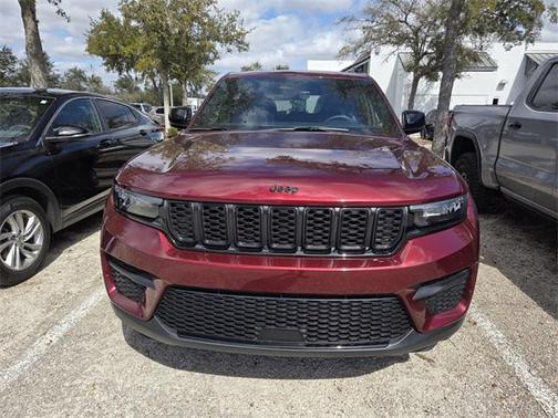 2025 Jeep Grand Cherokee Altitude