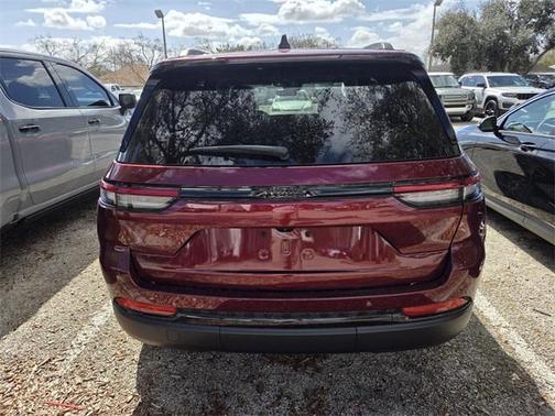 2025 Jeep Grand Cherokee Altitude