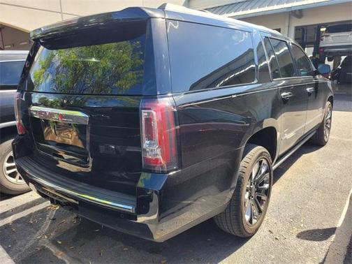 2020 GMC Yukon XL Denali
