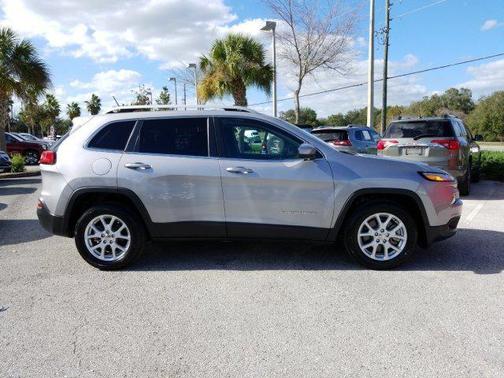 2018 Jeep Cherokee Latitude