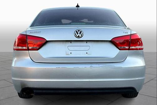 2015 Volkswagen Passat 1.8T S