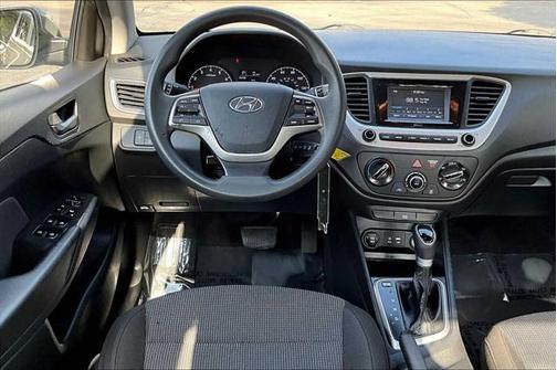 2021 Hyundai Accent SE