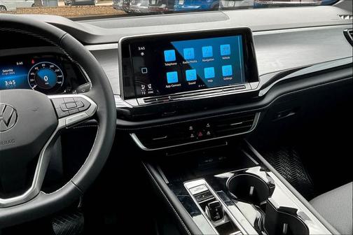 2026 Volkswagen Atlas Cross Sport 2.0T SE w/Technology