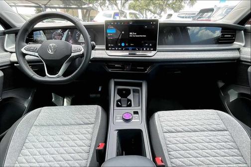 2025 Volkswagen Tiguan 2.0T S