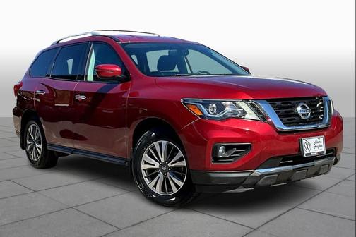 2017 Nissan Pathfinder SV