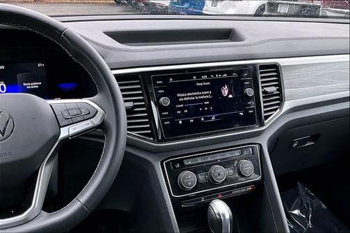 2022 Volkswagen Atlas Cross Sport 3.6L V6 SE w/Technology