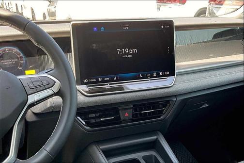 2025 Volkswagen Tiguan 2.0T S