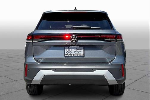2025 Volkswagen Tiguan 2.0T SE
