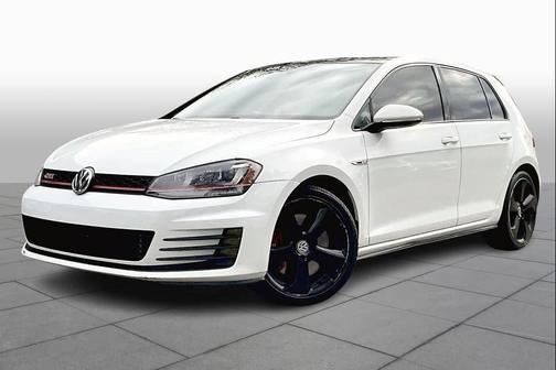 2017 Volkswagen Golf GTI 2.0T SE 4-Door