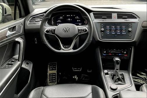 2022 Volkswagen Tiguan 2.0T SEL R-Line 4MOTION