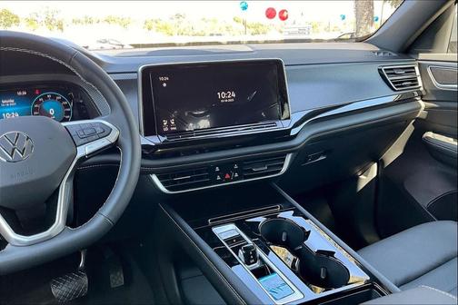 2026 Volkswagen Atlas Cross Sport 2.0T SEL