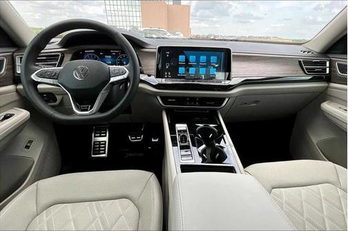 2025 Volkswagen Atlas 2.0T SEL Premium R-Line 4MOTION