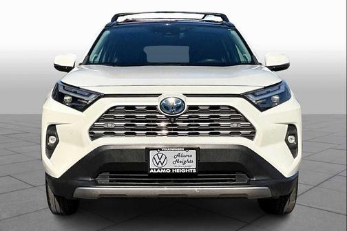 2022 Toyota RAV4 Hybrid SE