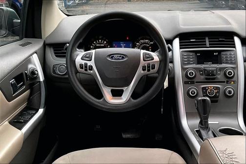 2014 Ford Edge SE