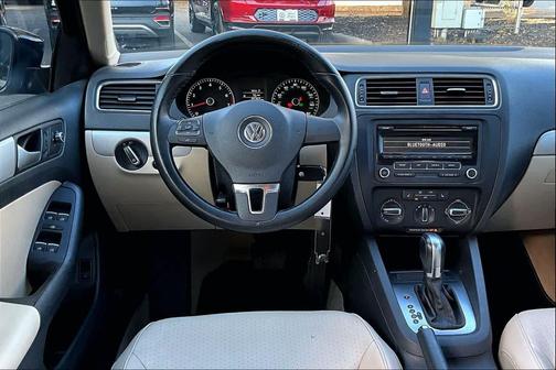 2014 Volkswagen Jetta Auto SE w/Connectivity