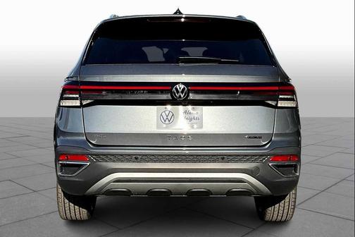 2025 Volkswagen Taos 1.5T SEL