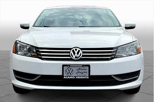 2014 Volkswagen Passat 1.8T S