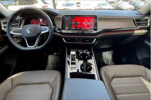 2025 Volkswagen Atlas 2.0T SEL