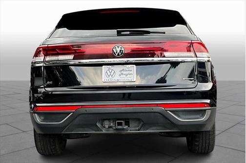 2024 Volkswagen Atlas Cross Sport 2.0T SE w/Technology 4MOTION