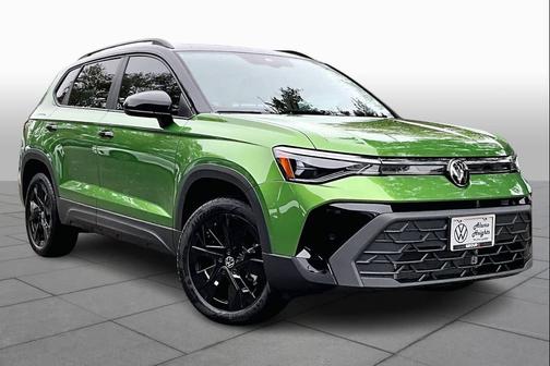 2026 Volkswagen Taos SE Black