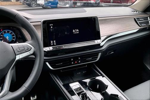 2026 Volkswagen Atlas 2.0T SEL Premium R-Line 4MOTION