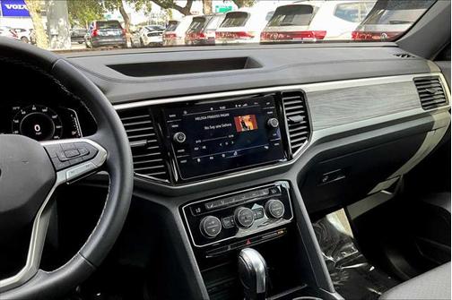 2023 Volkswagen Atlas Cross Sport 3.6L V6 SE w/Technology