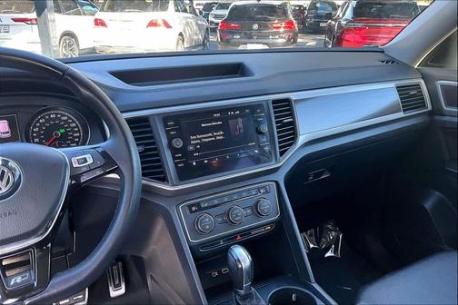 2019 Volkswagen Atlas 3.6L SE w/Technology
