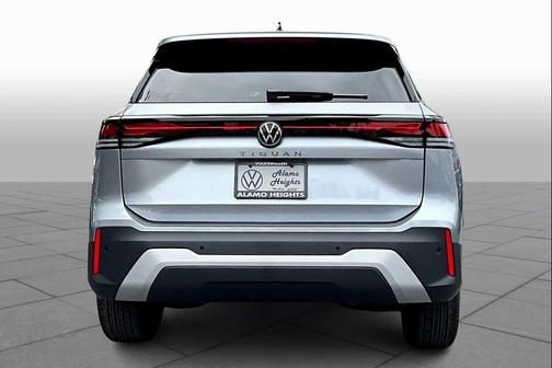 2025 Volkswagen Tiguan 2.0T SE