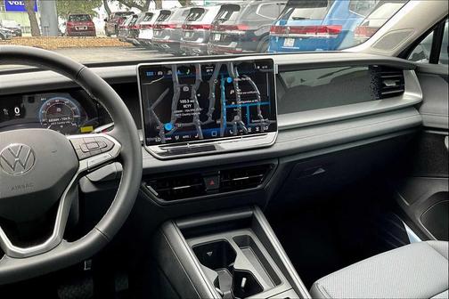 2025 Volkswagen Tiguan 2.0T SE