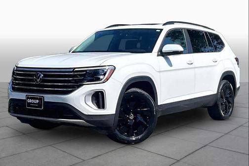 Pure White 2024 Volkswagen Atlas 2.0T SE w/Technology