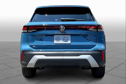 2025 Volkswagen Tiguan 2.0T SE