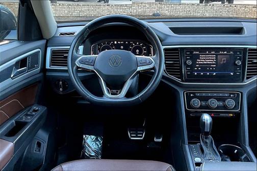 2023 Volkswagen Atlas 3.6L SEL Premium