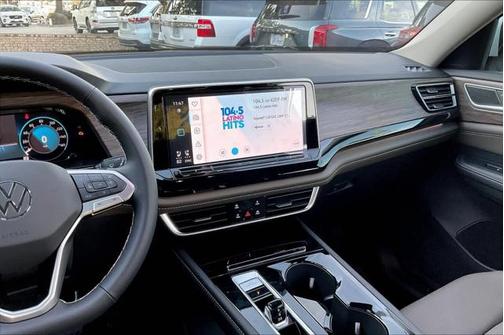 2025 Volkswagen Atlas 2.0T SEL