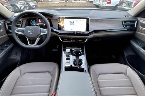 2025 Volkswagen Atlas 2.0T SEL