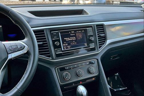 2023 Volkswagen Atlas 2.0T SE