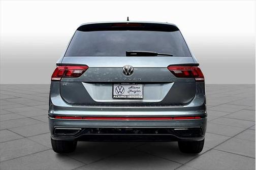 2024 Volkswagen Tiguan 2.0T SE R-Line Black